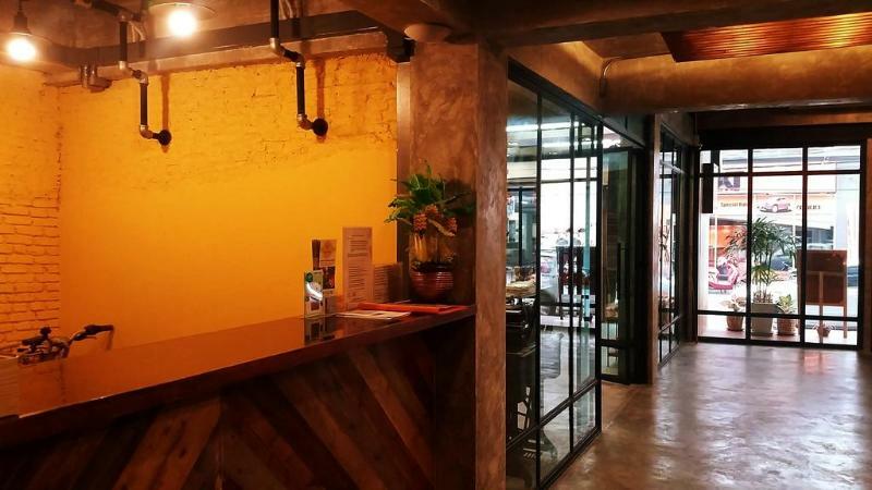 Zen Rooms Zleepmotion Бангкок Экстерьер фото